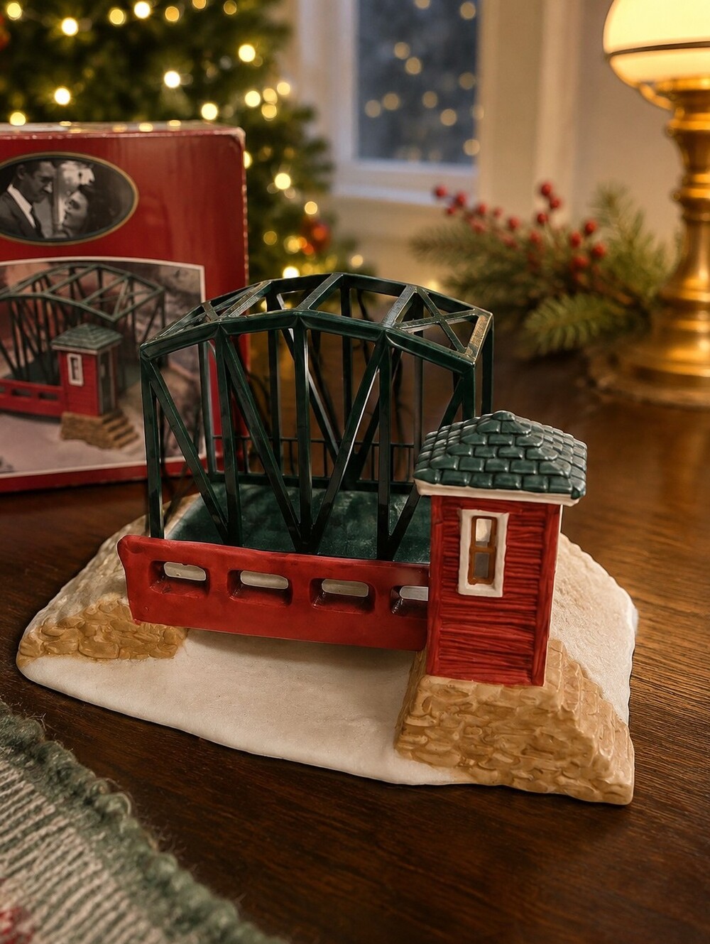 1996 Bedford Falls Bridge It's a Wonderful Life Christmas Village w/ Box